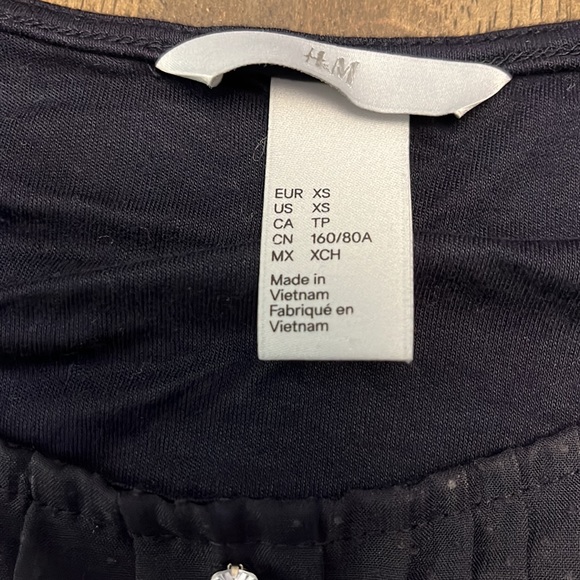 H&M women’s dress top size small. - Picture 2 of 3